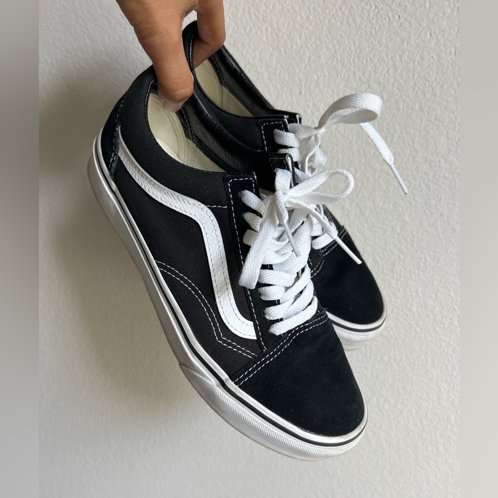 Vans Suede Black and White Sneakers - Picture 4 of 7
